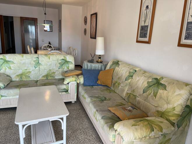 Appartement de vacances, rénové, dans le port de Colera